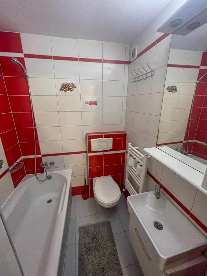 Buzz Apartment Cluj-Napoca Luaran gambar