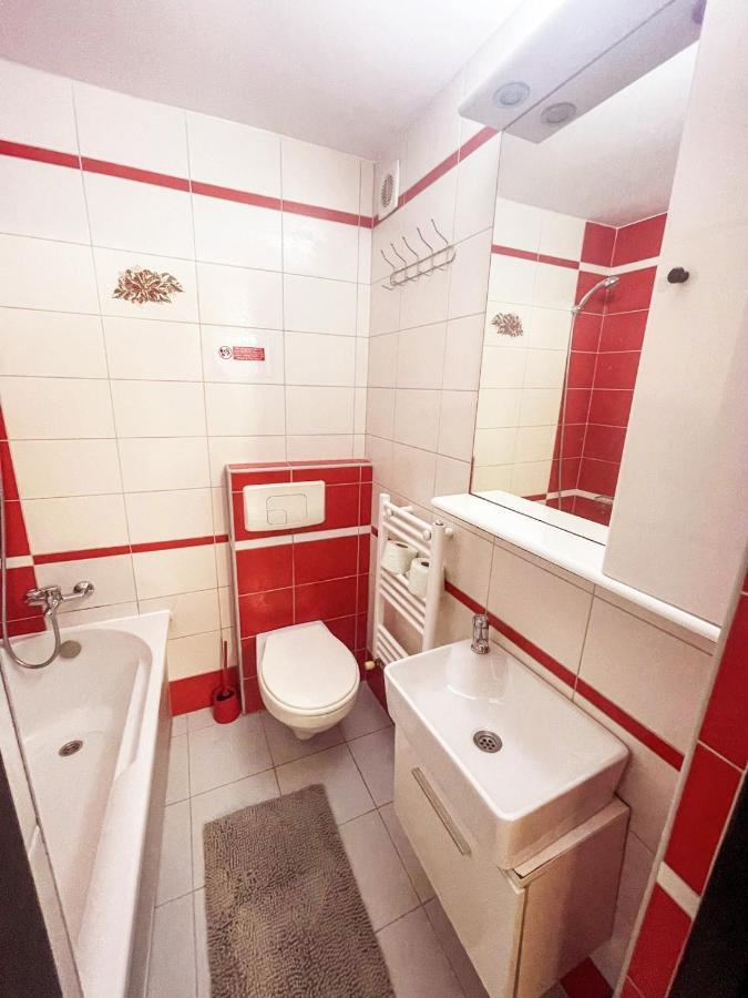 Buzz Apartment Cluj-Napoca Luaran gambar